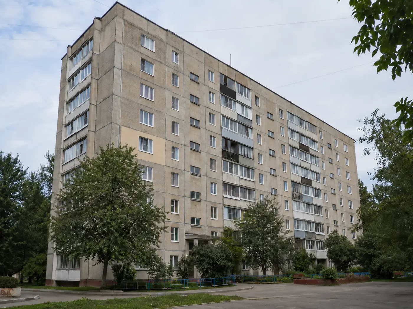 Панельный дом с локально утеплённой наружной стеной квартиры
